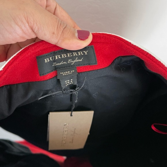 BURBERRY Ladies Wool Ceremonial Skirt In Military Red Sz 6 NWT - Picture 10 of 10